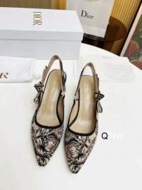 Picture of Dior Shoes _SKUDiorsz35-40NW07113801